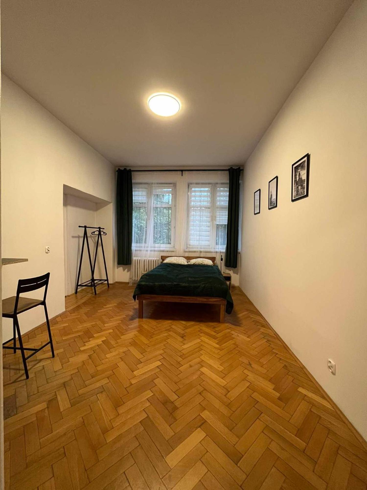 Krowoderska Lovely Room Krakow Bagian luar foto