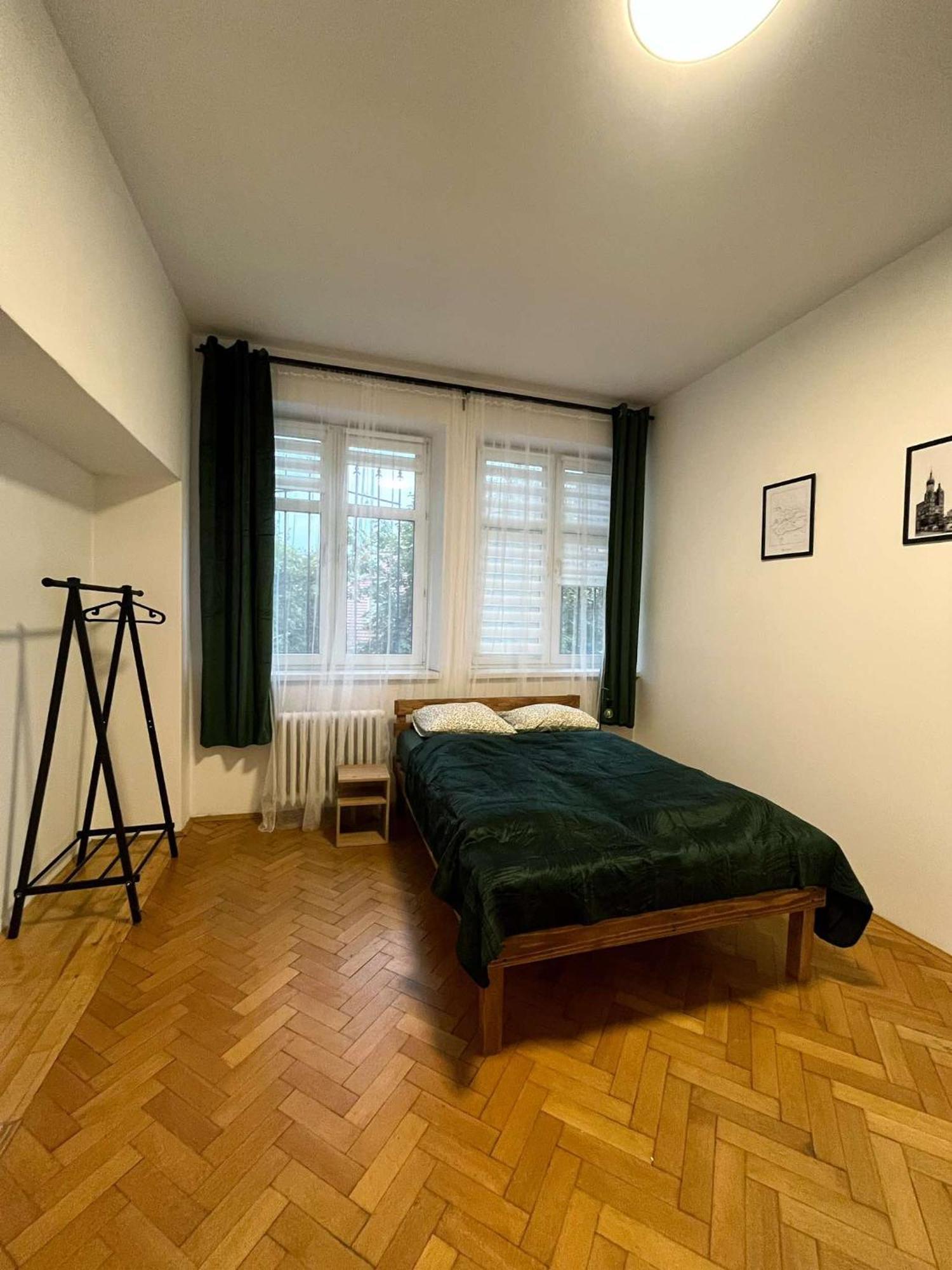 Krowoderska Lovely Room Krakow Bagian luar foto